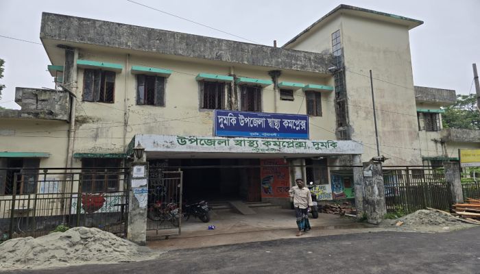 মেরামতের এক সপ্তাহ না পেরোতেই ছাদ চুঁইয়ে পানি, ব্যবস্থা চেয়ে চিঠি