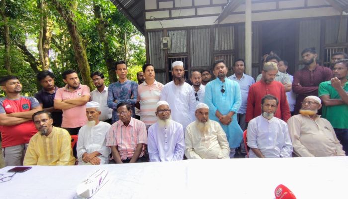 আসন্ন ইউনিয়ন পরিষদ নির্বাচনে এম ইলিয়াছ আলীকে চেয়ারম্যান প্রার্থী ঘোষনা দিলেন এলাকাবাসী 