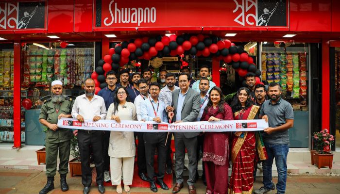 রাজধানীর মিরপুর-২ এ যাত্রা শুরু করল ‘স্বপ্ন’র নতুন আউটলেট