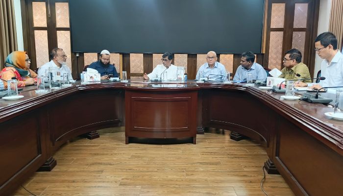 বন্যাদুর্গত কৃষকদের সহায়তায় বীজ ও ভ্যাকসিন বিতরণে অনিয়মে ‘জিরো টলারেন্স’