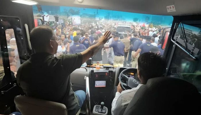বরিশালের পথে প্রধানমন্ত্রী তারেক রহমান