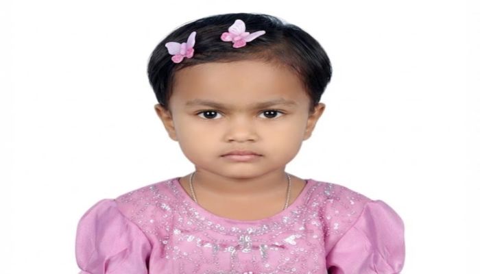 হোমনায় ৭ বছরের শিশুর রহস্যজনক মৃত্যু, ময়নাতদন্ত ছাড়াই দাফনে এলাকায় তোলপাড়