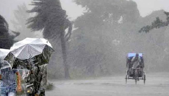 দুপুরের মধ্যে ১০ জেলায় ঝড়ের শঙ্কা, সতর্কতা জারি