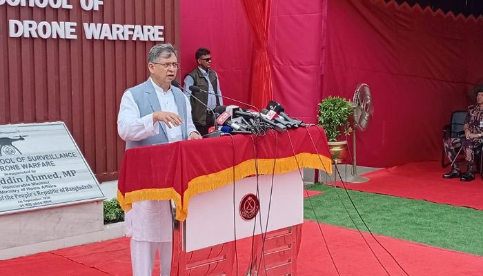 দুই বছরের মধ্যে সর্বাধুনিক প্রযুক্তির ড্রোন দেশে আনা হবে: স্বরাষ্ট্রমন্ত্রী