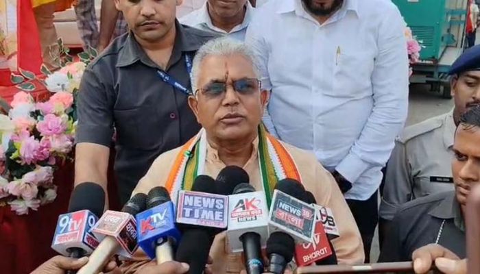 দিল্লির আন্দোলন নিয়ে বাংলাদেশকে নিশানা দিলীপ ঘোষের