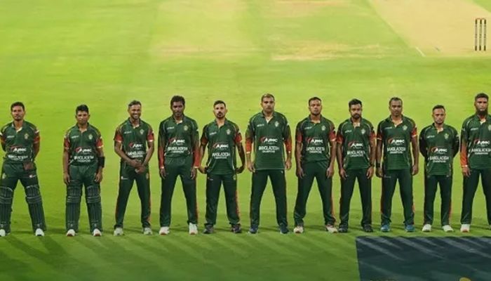 রবি বোপারার ঝড়ে ইংল্যান্ডের কাছে হারল বাংলাদেশ চ্যাম্পিয়ন্স